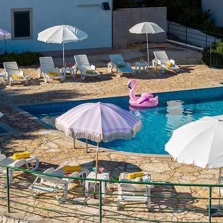 Apartment Milna - With Swimming Pool & Amazing Seaviews, Above Bijaka Beach Εξωτερικό φωτογραφία