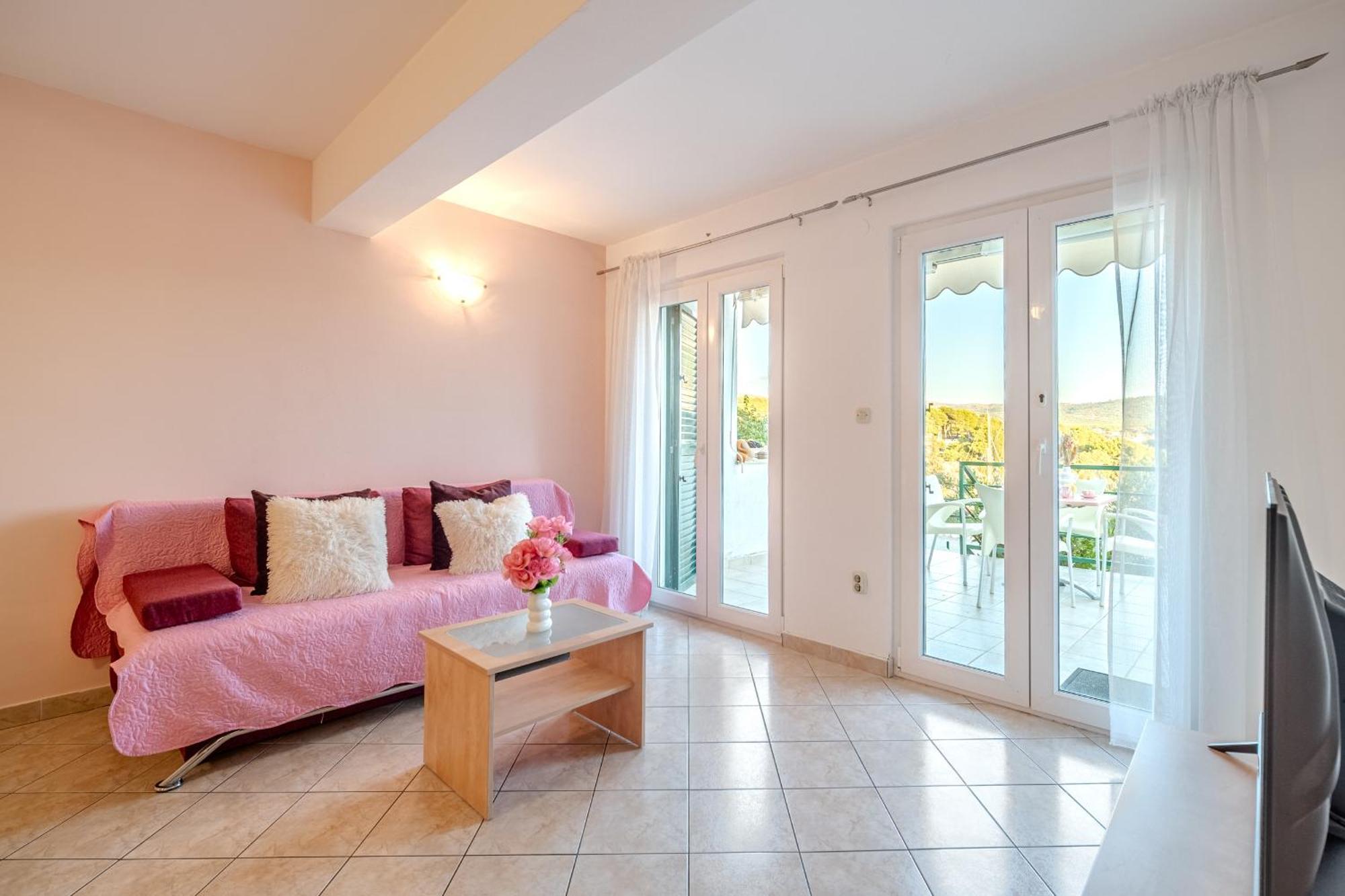 Apartment Milna - With Swimming Pool & Amazing Seaviews, Above Bijaka Beach Εξωτερικό φωτογραφία