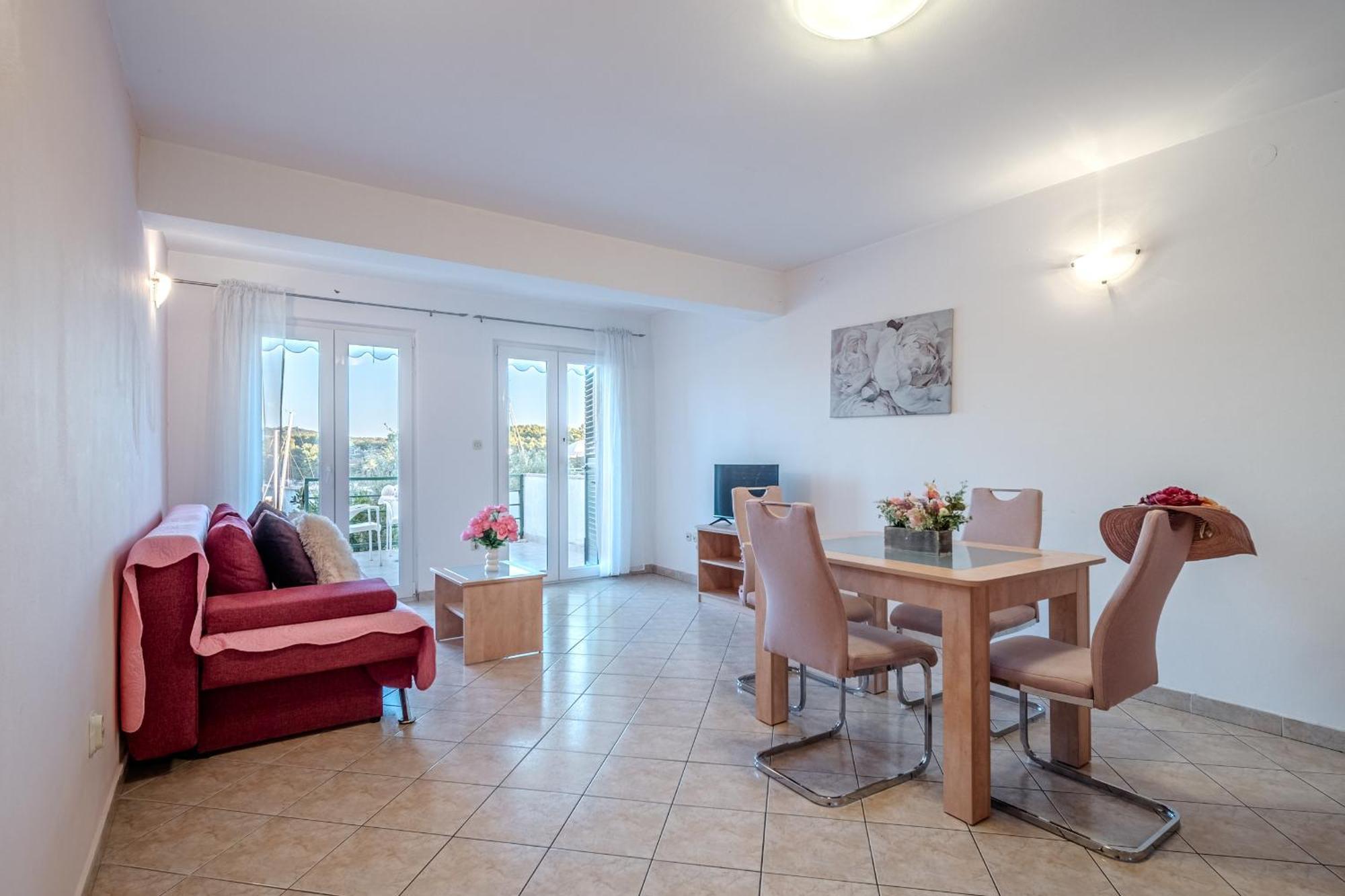 Apartment Milna - With Swimming Pool & Amazing Seaviews, Above Bijaka Beach Εξωτερικό φωτογραφία