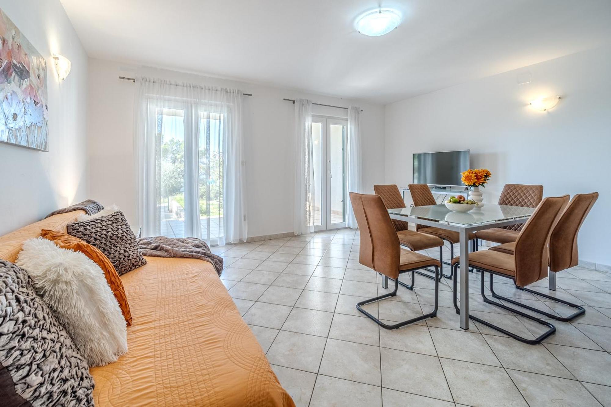 Apartment Milna - With Swimming Pool & Amazing Seaviews, Above Bijaka Beach Εξωτερικό φωτογραφία