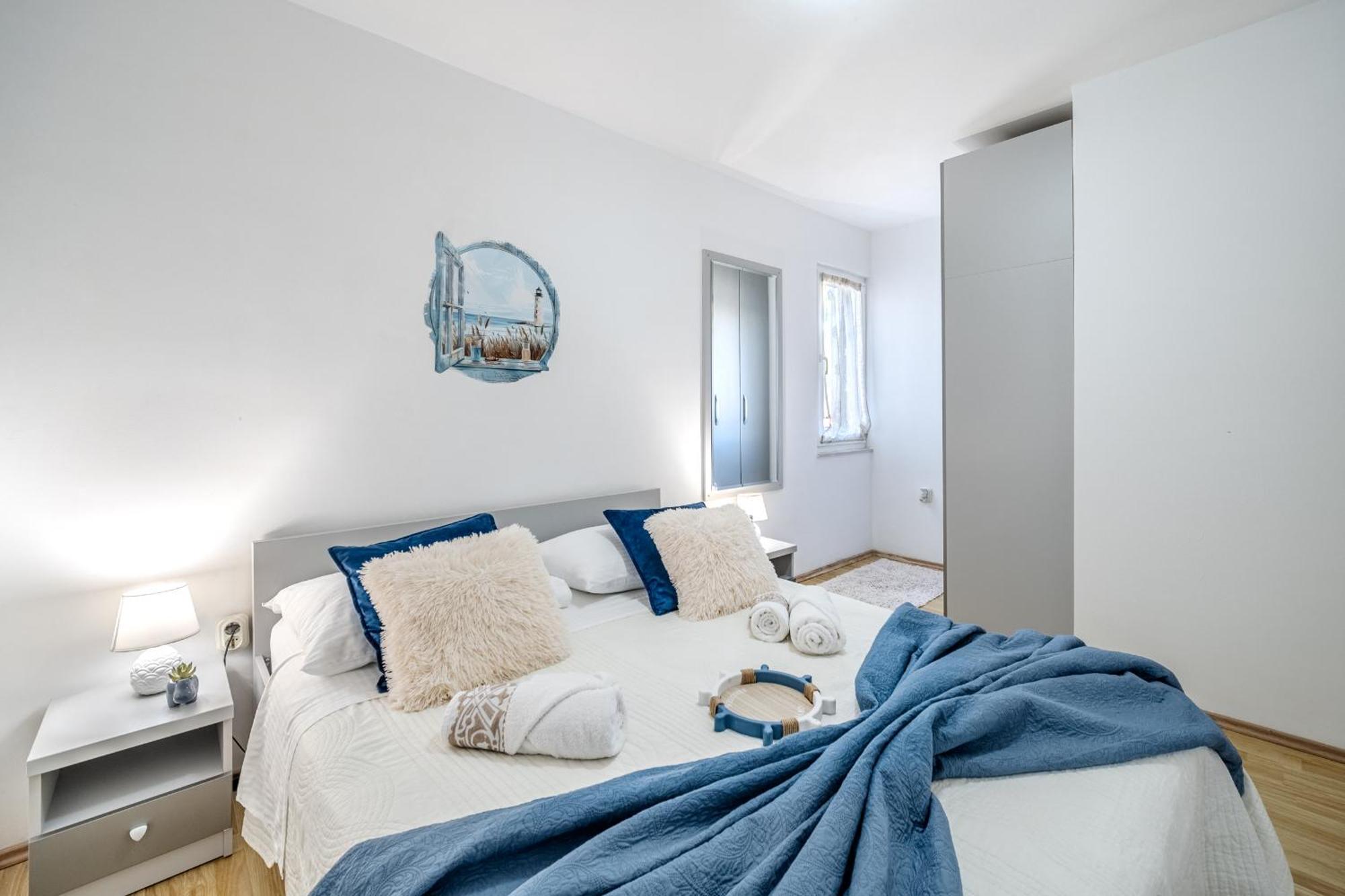 Apartment Milna - With Swimming Pool & Amazing Seaviews, Above Bijaka Beach Εξωτερικό φωτογραφία